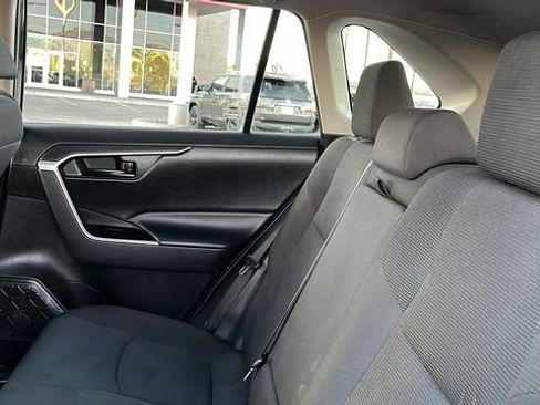 Used 2021 Toyota RAV4 LE w/ Carpet Mat Package (TMS) image 18