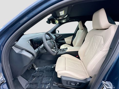 New 2025 BMW X3 xDrive30i w/ M Sport Package image 18
