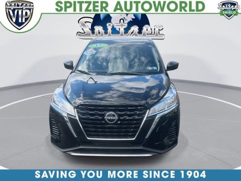 Used 2024 Nissan Kicks S image 3