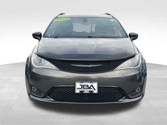 Used 2019 Chrysler Pacifica Touring Plus w/ S Appearance Package FWD image 24