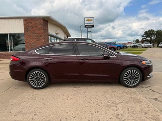 Used 2017 Ford Fusion SE w/ Equipment Group 202A image 1