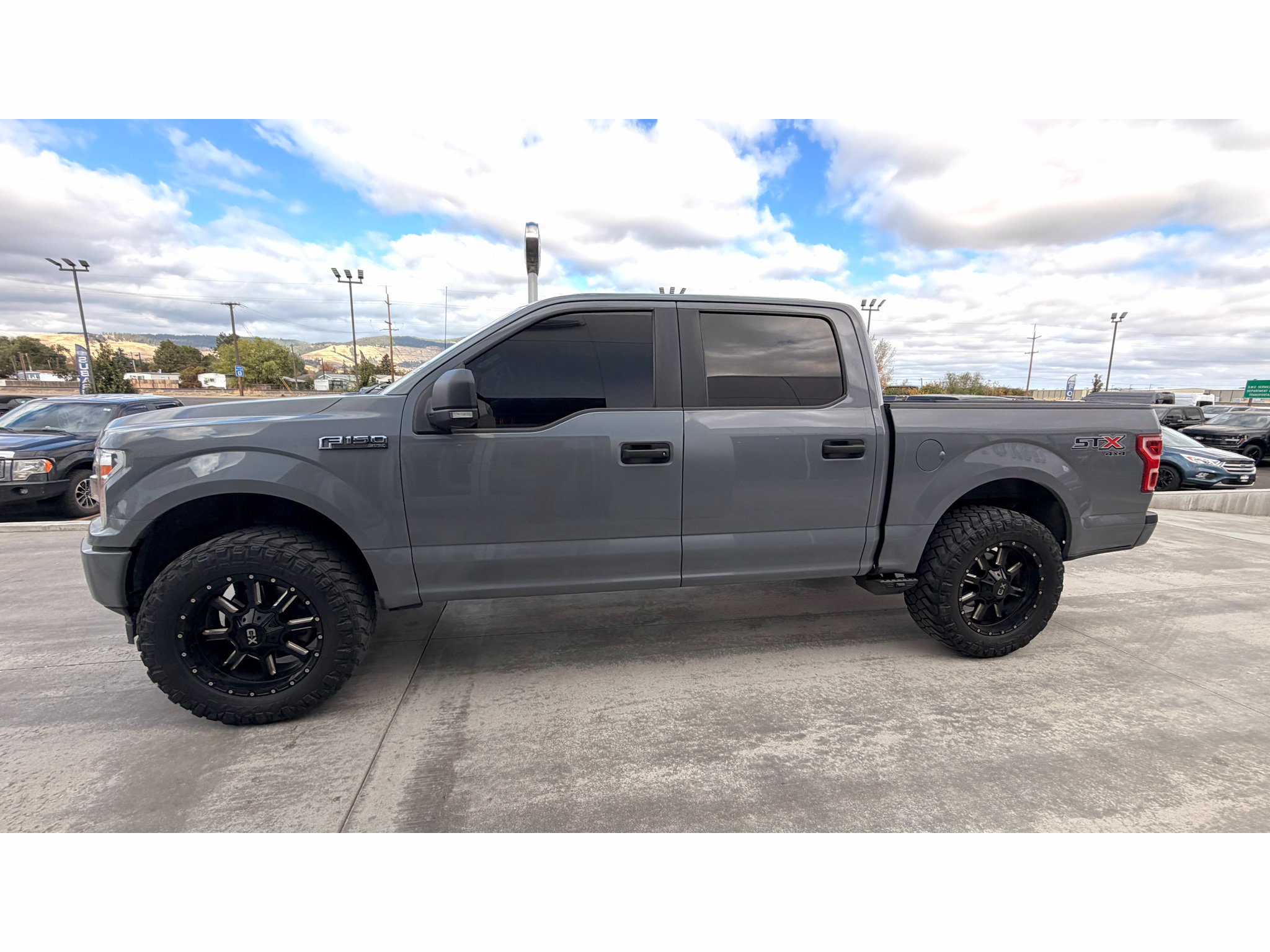 Used 2019 Ford F150 XL w/ Equipment Group 101A Mid AWD/4WD image 4