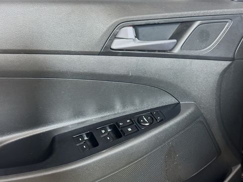 Used 2016 Hyundai Tucson SE w/ Option Group 02 FWD image 23