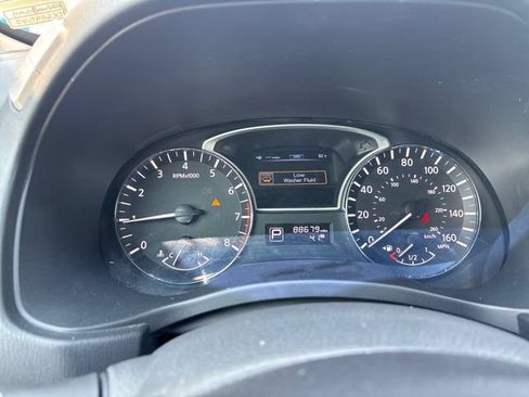 Used 2013 Nissan Pathfinder SV w/ Cargo Pkg AWD/4WD image 15