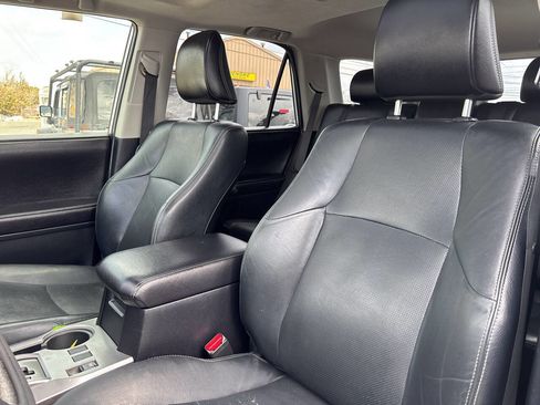 Used 2016 Toyota 4Runner Limited image 13