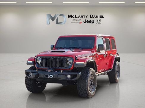 Used 2025 Jeep Wrangler Unlimited Rubicon 392 AWD/4WD image 2