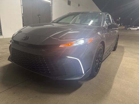 Used 2026 Toyota Camry SE w/ Multimedia Upgrade Package image 1