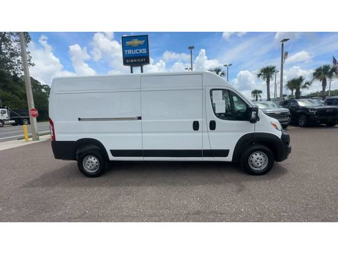 Used 2023 RAM ProMaster 2500 FWD image 9