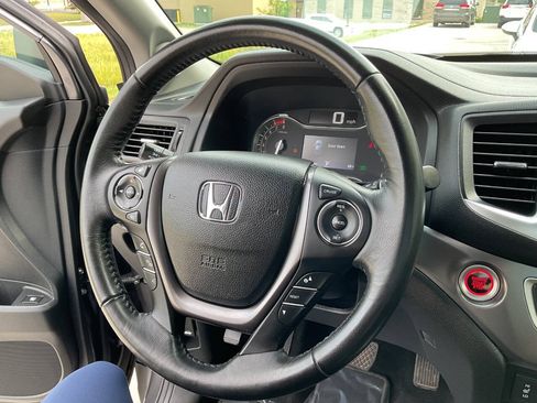 Used 2019 Honda Ridgeline RTL-T image 18