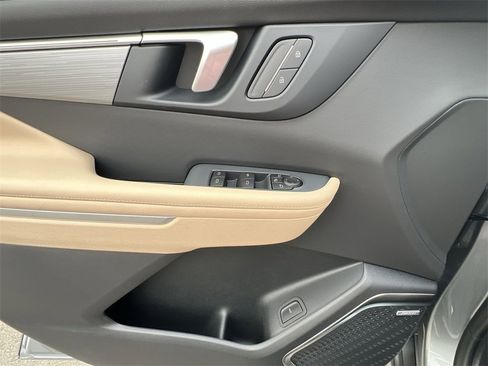 New 2026 Buick Enclave Preferred image 15