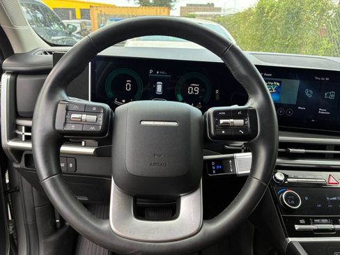 Used 2025 Hyundai Santa Fe SEL FWD image 22