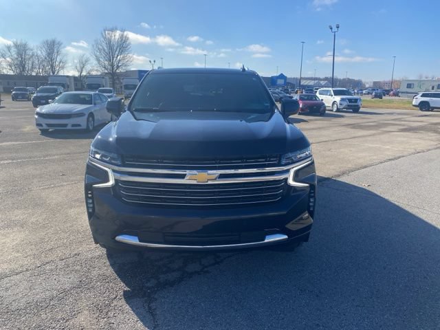 Used 2023 Chevrolet Suburban LT AWD/4WD image 9