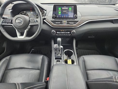 Used 2021 Nissan Altima 2.5 Platinum image 9