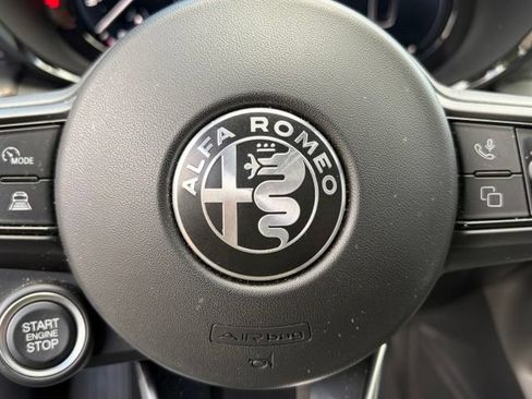 Used 2025 Alfa Romeo Tonale w/ Premium Package AWD/4WD image 23