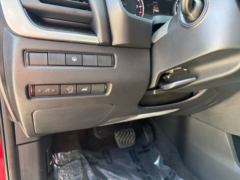 Used 2023 Nissan Rogue SV w/ SV Premium B Package FWD image 21