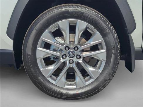 Used 2025 Toyota RAV4 XLE Premium w/ Weather Package FWD image 9