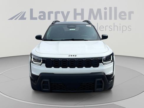 New 2026 Jeep Cherokee Overland w/ Trailer Tow Group AWD/4WD image 8