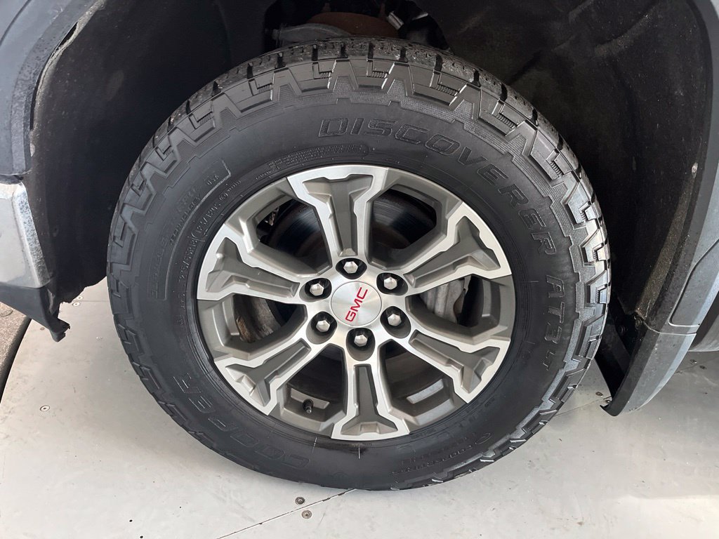 Used 2019 GMC Sierra 1500 SLE w/ X31 Off-Road Package AWD/4WD image 13