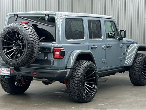 Used 2024 Jeep Wrangler Unlimited Rubicon 4xe image 5