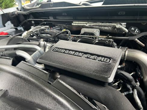 Used 2024 Chevrolet Silverado 2500 LTZ w/ LTZ Plus Package image 30