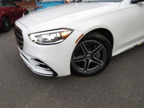 Used 2024 Mercedes-Benz S 580 4MATIC Sedan w/ AMG Line image 21