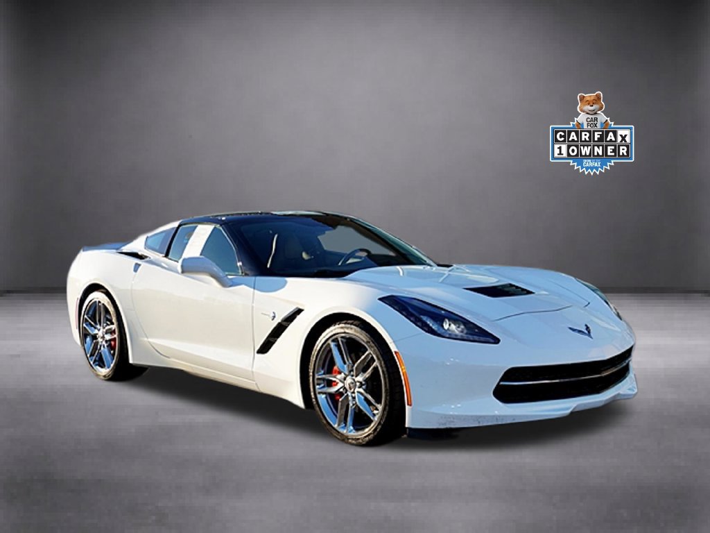 Used 2015 Chevrolet Corvette Stingray Coupe w/ 3LT Preferred Equipment Group RWD image 2