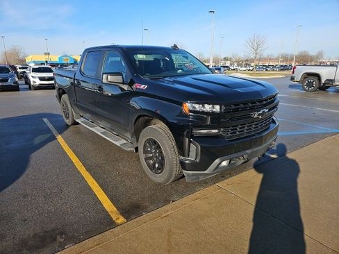 Used 2020 Chevrolet Silverado 1500 RST w/ Diesel Off-Road Package image 3