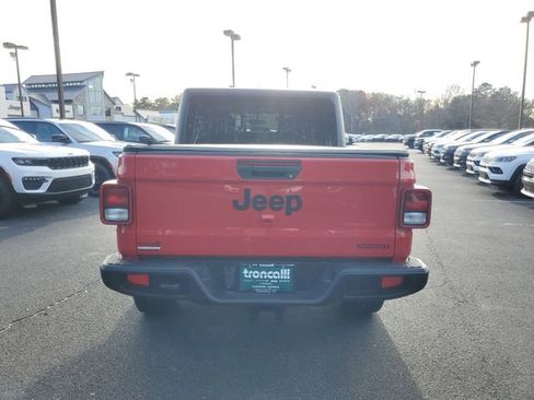 Certified 2020 Jeep Gladiator Sport w/ Quick Order Package 24S image 7