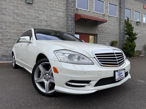 Used 2010 Mercedes-Benz S 550 4MATIC image 1