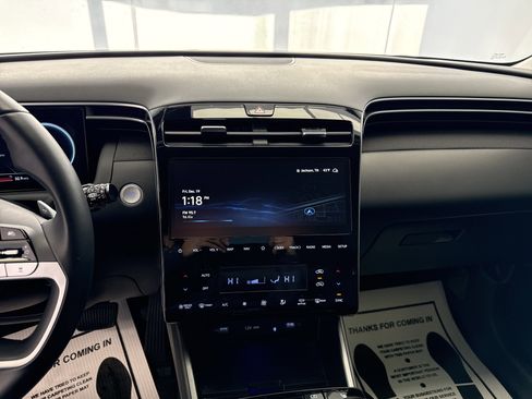 Used 2024 Hyundai Tucson SEL image 11