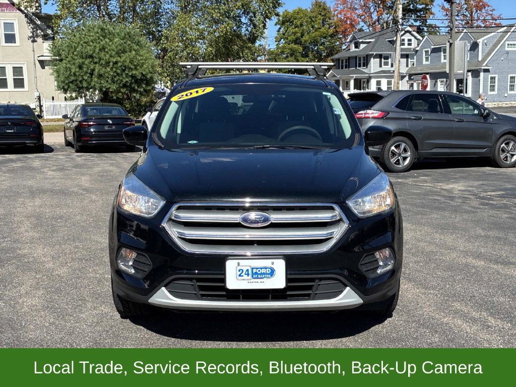 Used 2017 Ford Escape SE FWD image 2
