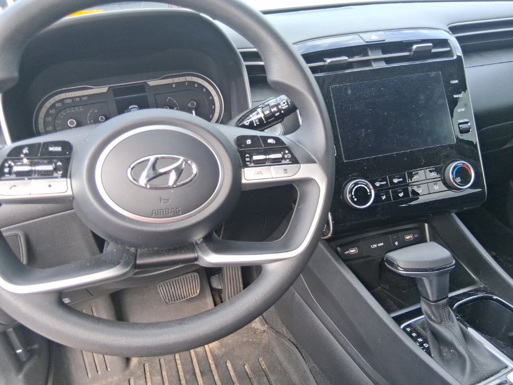 Used 2023 Hyundai Tucson SEL FWD image 9