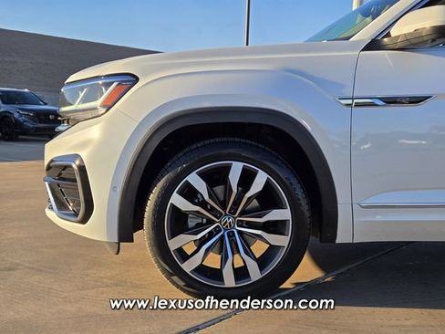 Used 2023 Volkswagen Atlas SEL Premium AWD/4WD image 9