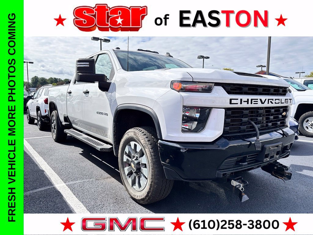 Used 2022 Chevrolet Silverado 2500 Custom w/ Custom Value Package AWD/4WD image 1