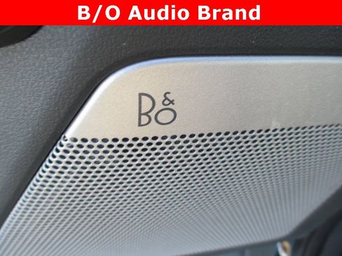 Used 2022 Ford F150 Lariat w/ Equipment Group 502A High image 18