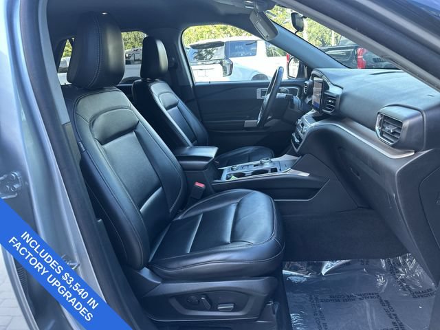 Used 2023 Ford Explorer XLT w/ Equipment Group 202A AWD/4WD image 29