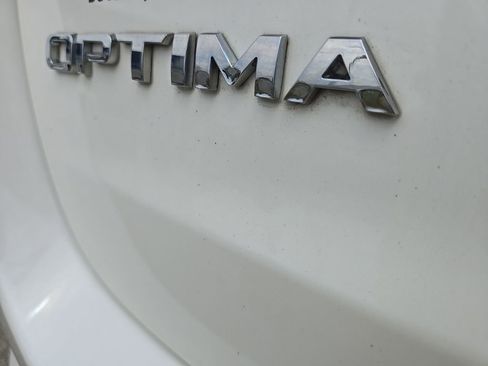Used 2015 Kia Optima LX FWD image 10