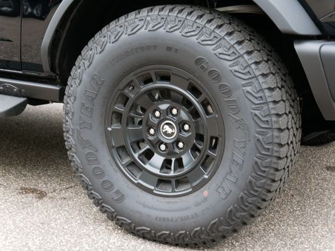Used 2026 Ford Bronco Badlands AWD/4WD image 15