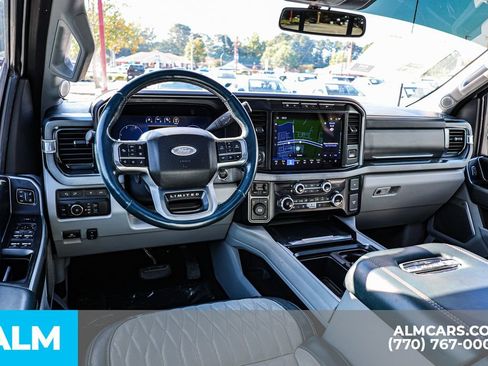 Used 2024 Ford F450 Limited image 28