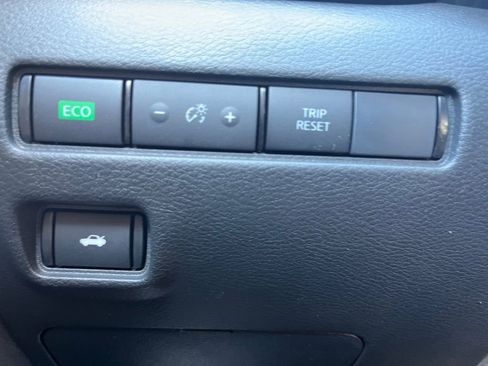 New 2025 Nissan Sentra SV w/ SV Premium Package image 25