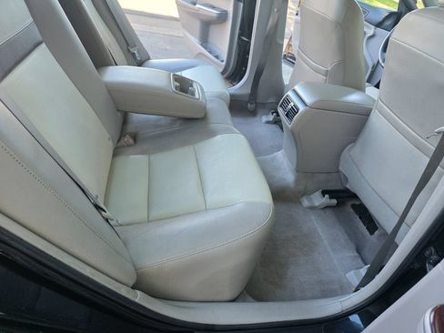 Used 2012 Toyota Camry XLE w/ Leather Pkg FWD image 29
