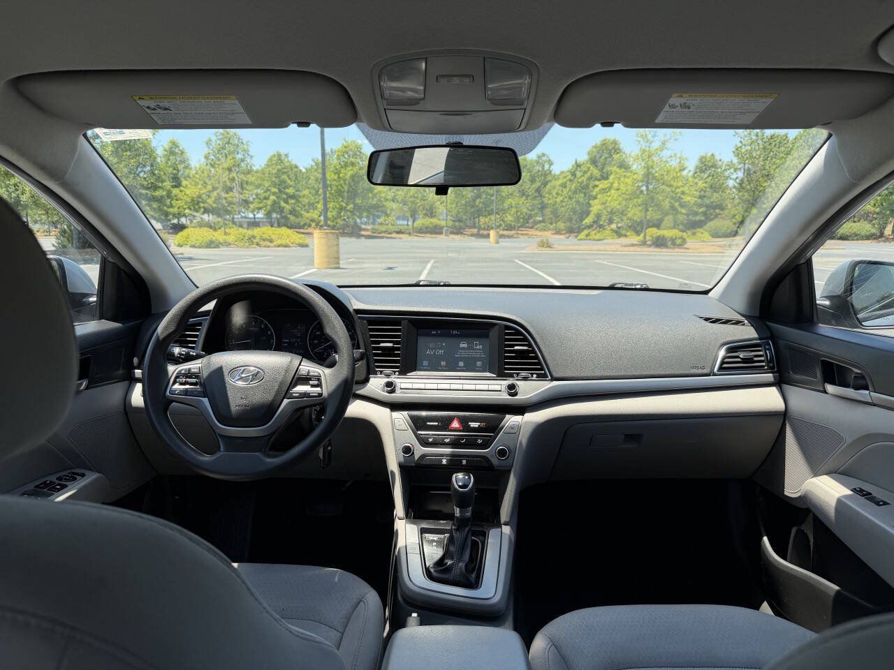 Used 2017 Hyundai Elantra SE FWD image 20
