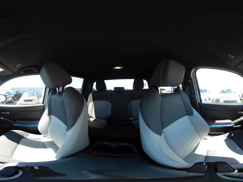 Used 2025 Toyota Tacoma TRD Off-Road image 42