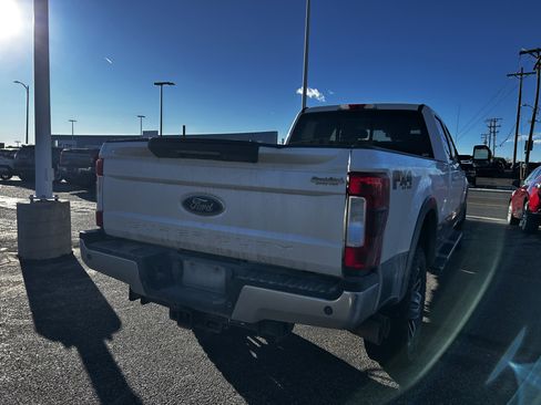 Used 2019 Ford F350 Lariat w/ Lariat Ultimate Package image 5