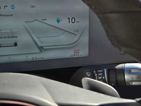 Used 2024 Hyundai Ioniq 5 SE RWD image 27