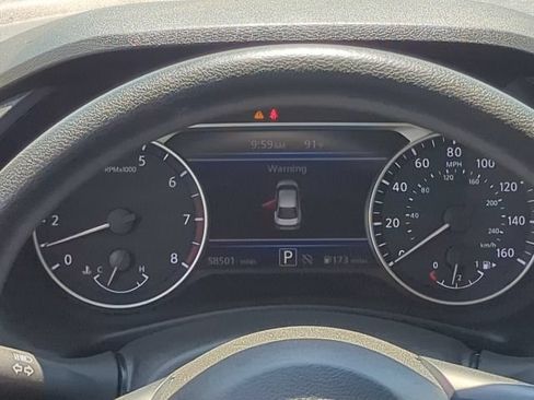 Used 2024 Nissan Sentra SV FWD image 7