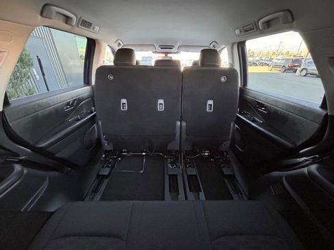 Used 2024 Nissan Pathfinder SV image 43