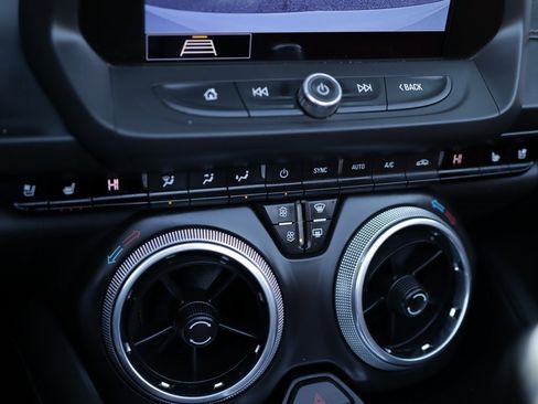 Used 2020 Chevrolet Camaro SS image 21