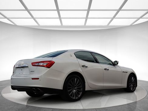 Used 2017 Maserati Ghibli S Q4 AWD/4WD image 6