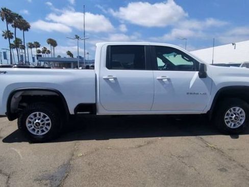 Certified 2022 Chevrolet Silverado 2500 LT AWD/4WD image 9